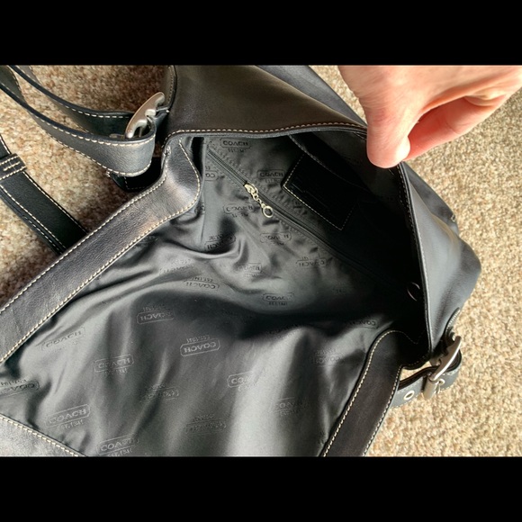 Coach shoulder bag and matching wallet - Picture 5 of 6